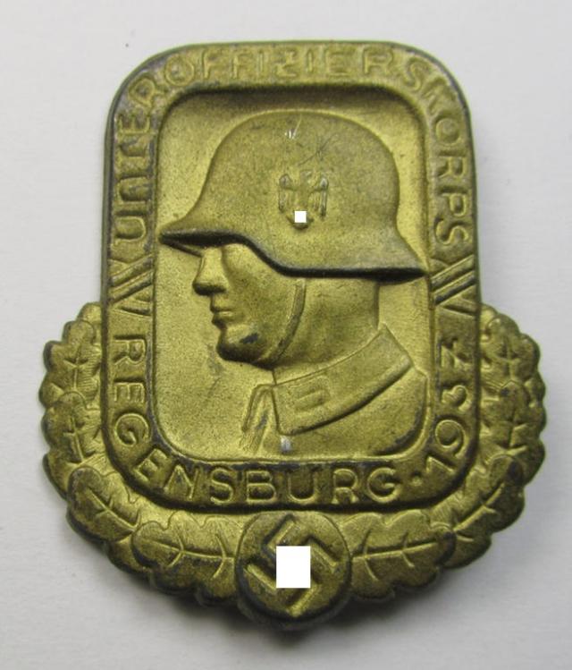 Golden-toned- (and/or tin-based) WH (Heeres) related day-badge (ie. 'tinnie' or: 'Veranstaltungsabzeichen') as was issued to commemorate the: 'Unteroffizierskorps - Regensburg - 1937'