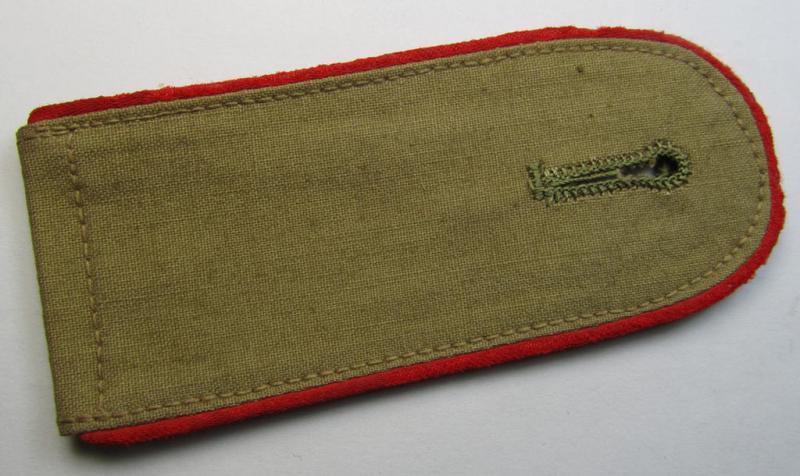 Neat - albeit regrettably single - WH (Luftwaffe) 'tropical-issue' shoulderstrap (as was specifically intended for usage on the tropical-shirts ie. tunics) as was specifically intended for a: 'Soldat der Flakartillerie-Truppen'