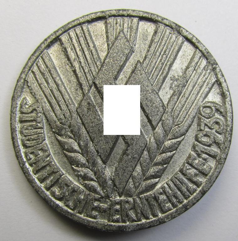 Attractive - and rarely seen! - HJ- (ie.'Hitlerjugend'- or: 'Reichsstudentenführung'-) related day-badge (ie. 'tinnie') being a silverish-toned- and typical 'Feinzink'-based example as was issued to commemorate the: 'Studentische Erntehilfe 1939