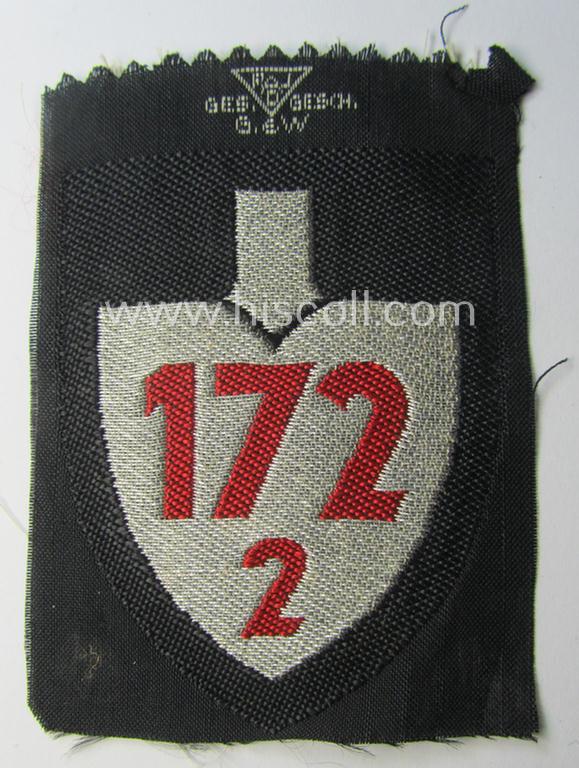 Attractive - and actually not that easily encountered! - so-called: RAD (ie. 'Reichsarbeitsdienst') officers'-pattern sleeve-badge (or: 'Dienststellenabzeichen') bearing the specialist- ie. unit-designation: '172/2'