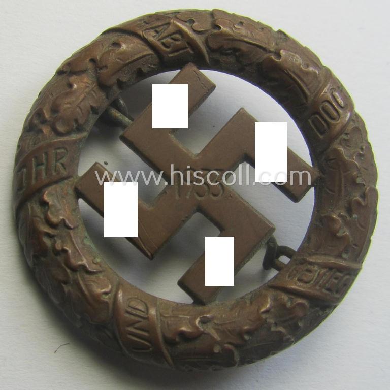 N.S.D.A.P.-related 'Tagungs- o. Veranstaltungsabzeichen' (also referred to as: 'Gau München'-honorary-badge) being a maker- (ie. 'Deschler'-) marked example showing the text: 'Und Ihr habt doch gesiegt - 1933!'
