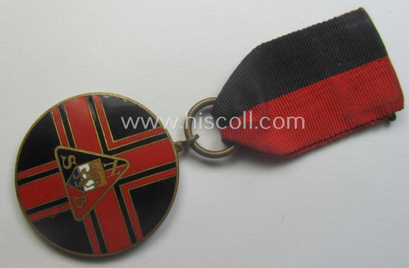 Superb - and very nicely preserved! - Dutch NSB-party-related: 'Marschmedaille' being a multi-coloured, enamelled specimen that was issued to commemorate participation in the: 'NSB - Hou Zee - Jaarlijkse Afstandmarsch 1935'