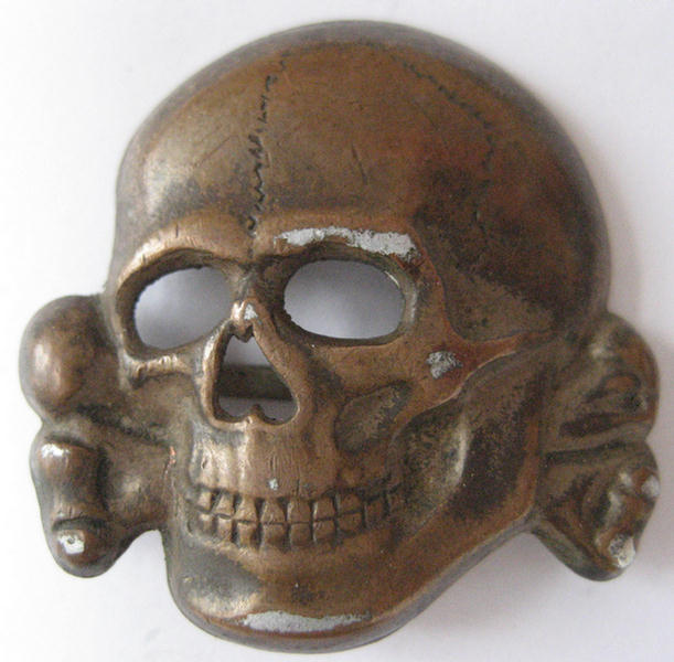  Waffen-SS visor-cap skull - 'RzM M1/52'