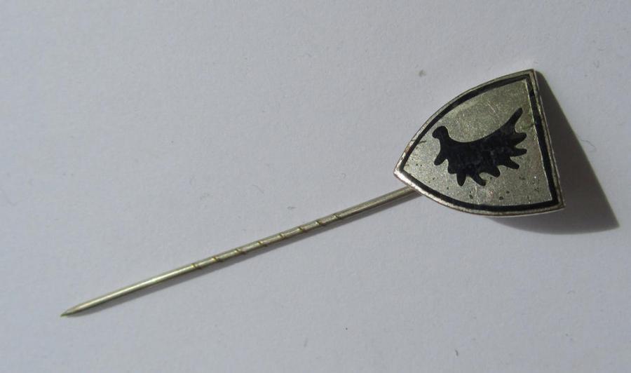 Nice example of a lapel-pin (or so-called: 'Traditions-/Erinnerungsabzeichen') as used by members within the: '291. Infanterie-Division, being a non- maker-marked example - overall nice (albeit clearly used and/or worn-) condition!