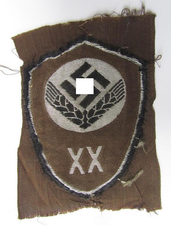 Superb - and actually scarcely encountered! - officers'-pattern-, 'RADwJ' sleeve badge ie. 'Abzeichen des Reichsarbeitsdienst der weiblichen Jugend', as executed in neat 'flat-wire' BeVo-weave pattern 