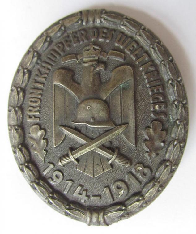 Attractive - and scarcely encountered! - WWI-period, silver-coloured breast- (ie. honorary-) badge aka: 'Frontkämpferabzeichen des Weltkrieges 1914-1918 mit Schwertern' (as was presumably awarded in the early 30-ies)