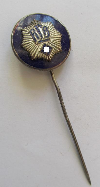 Attractive, semi-enamelled, so-called: RLB- (ie. 'Reichluftschützbund') 'Amtsträgerabzeichen' or: civil-attire badge (of the first pattern), bearing a neat makers-mark ('H. Aurich') and patent-pending- (ie. 'Ges.Gesch.'-) marking on its back