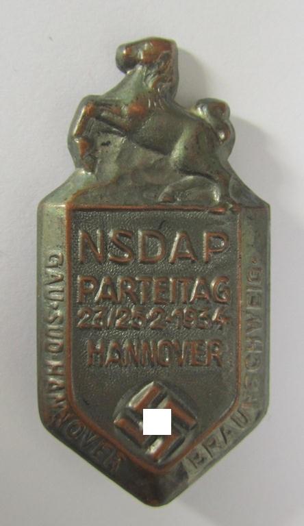 Attractive, so-called: N.S.D.A.P.-related 'tinnie' (ie. 'Tagungs- o. Veranstaltungsabzeichen'-) being a non-maker-marked example, showing the text: 'N.S.D.A.P.-Parteitag - 23.-25.2.1934 - Hannover'