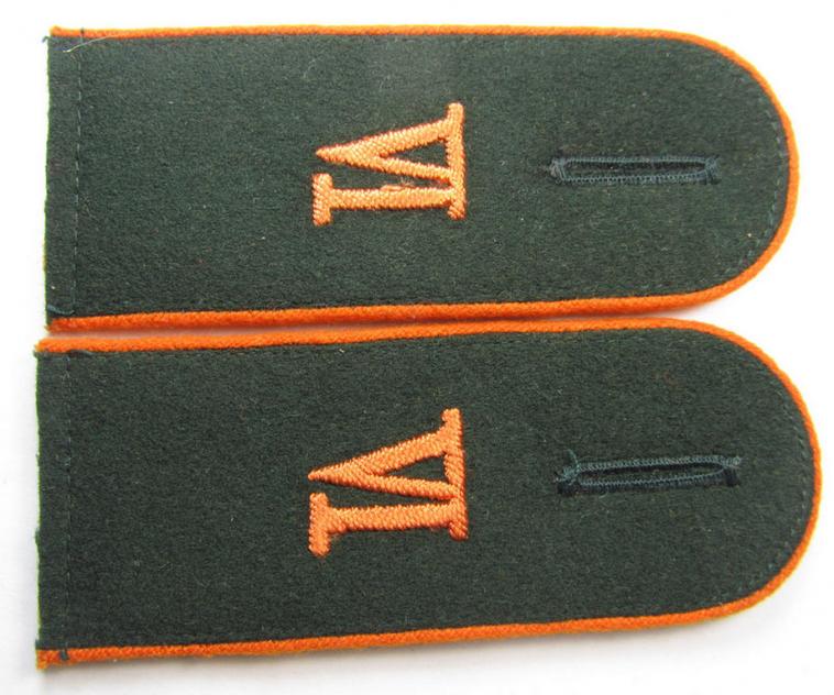 Fully matching pair of IMO pre-war-period- (ie. 'M36 type'-and rounded styled-) 'cyphered', WH (Heeres) EM-type shoulderstraps, as was intended for usage by a: 'Soldat des des Wehr-Ersatzdienstelle im Wehrkreises VI'