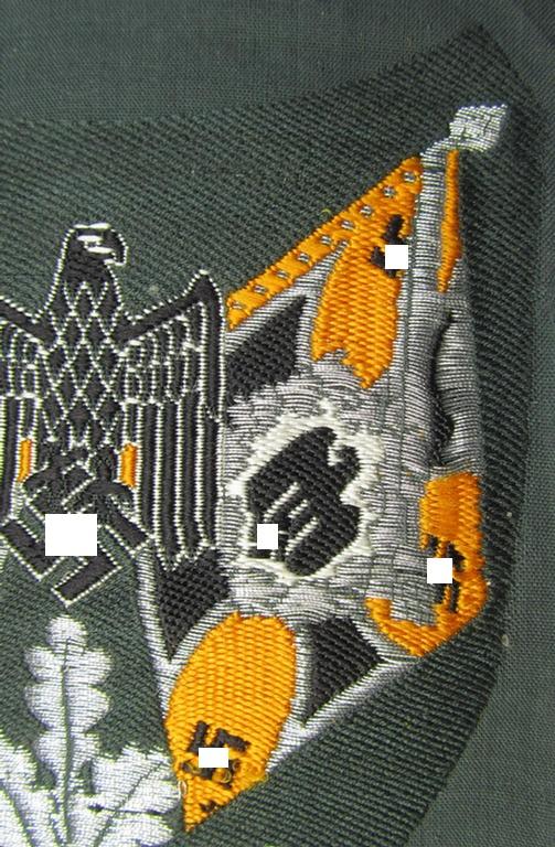 Superb - and in this branchcolour rarely encountered! - WH (Heeres), flat-wire- (ie. 'BeVo'-) woven 'Ärmelabzeichen für Fahnenträger' as was intended for a soldier who served within a: 'Kavallerie o. Panzer-Aufklärungs'-unit