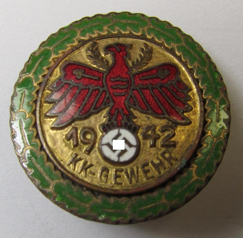 Attractive - and unusally seen! - multi-coloured enamelled, smaller-sized, so-called: 'Gauleistungsabzeichen in Gold für KK-Gewehr 1942 des Standschützenverbandes Tirol-Vorarlberg'