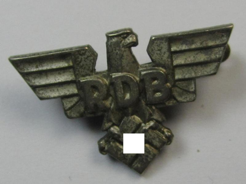 'RDB' (or: 'Reichsbund der deutchen Beamten') civil-attire badge (ie. 'Zivilabzeichen') being of the 2nd pattern that is bearing a makers'-mark (ie. logo) (that reads: 'S&L') and/or patent-pending- (ie. 'Ges.Gesch.'-) designation on its back