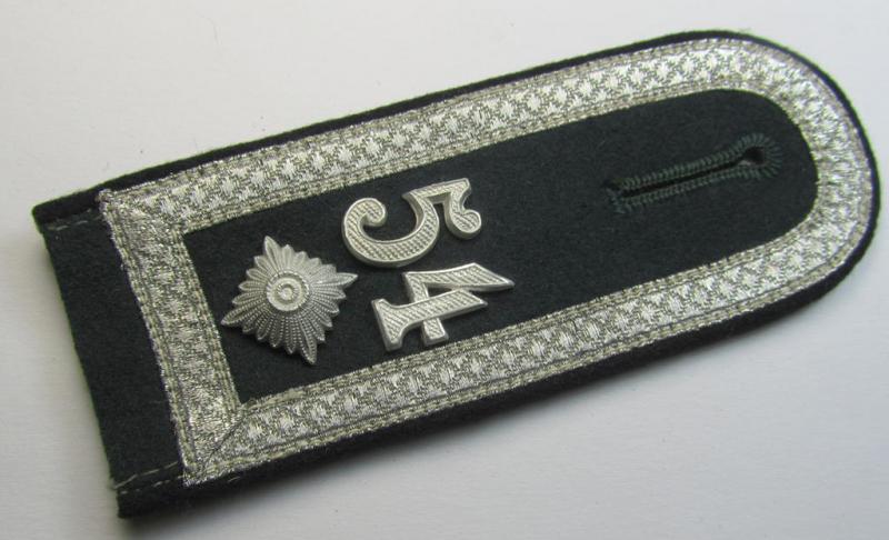 Single - and scarcely seen! - WH (Heeres) NCO-type (ie. 'M36-/M40-pattern, rounded-style) 'cyphered' shoulderstrap as was intended for usage by a: 'Feldwebel des Gebirgs-Pionier-Bataillon 54'