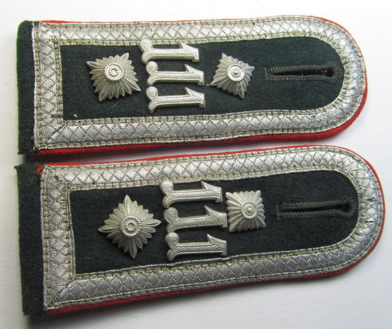 Attractive - and fully matching! - pair of WH (Heeres) NCO-type (ie. 'M36-/M40'-pattern- and 'rounded styled-') 'cyphered' shoulderstraps as was intended for usage by an: 'Oberfeldwebel des Gebirgs-Artillerie-Regiments 111'