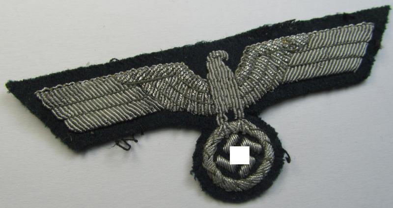 Superb - and only minimally used! - WH (Heeres) officers'-type, hand-embroidered breast-eagle (ie. 'Brustadler für Offiziere') as was executed in bright-silverish-coloured braid as was intended for usage on the various officers'-pattern tunics