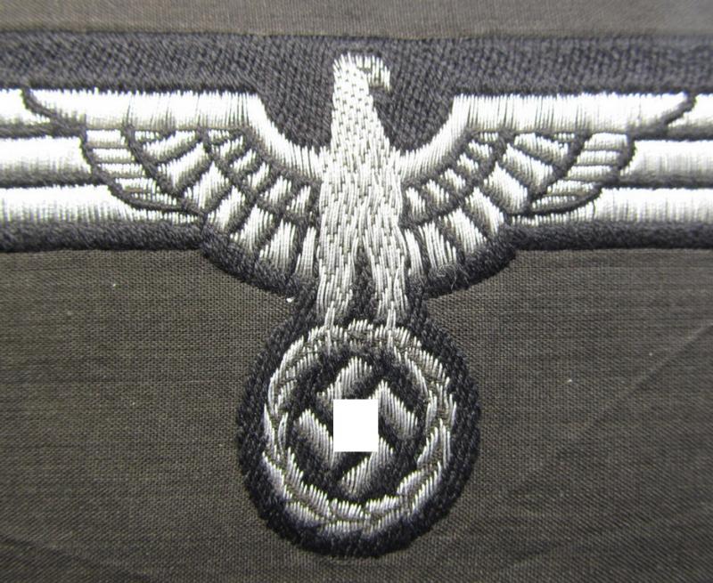 Stunning, WH (Heeres) early- (ie. pre-) war-period-, officers-pattern 'Panzer'-type breast-eagle of the so-called: 'M35'- (ie.'M36'-) pattern as was executed in the neat 'BeVo'-weave, 'flat-wire'-pattern