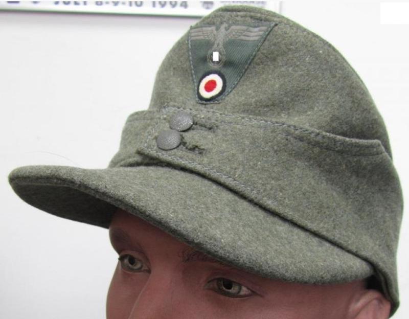 Stunning, later-war- (ie. 1943-) pattern, field-grey-coloured WH (Heeres) 'M43'-field-cap (ie. 'Einheitsfeldmütze') being a non-maker-marked example that shows a (period-attached!) trapezoid-shaped eagle-device