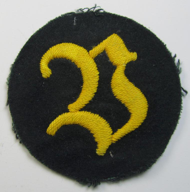 Attractive, WH (Heeres) so-called: trade- and/or special career arm-insignia, as was intended for a: 'Zahlmeister-Anwärter o. Verwaltungs-Unteroffizier' being a neatly hand-embroidered variant as executed on darker-green-coloured wool
