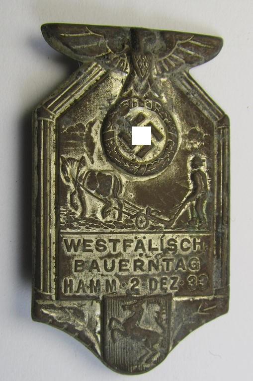 Neat, 'Reichsnährstand'- (ie. 'RNSt.'-) related day-badge (ie. 'tinnie') as issued to commemorate a locally-held: 'RNSt.'-related gathering being a non-maker-marked example entitled: 'Westfälische Bauerntag - Hamm - 2. Dez. 33'
