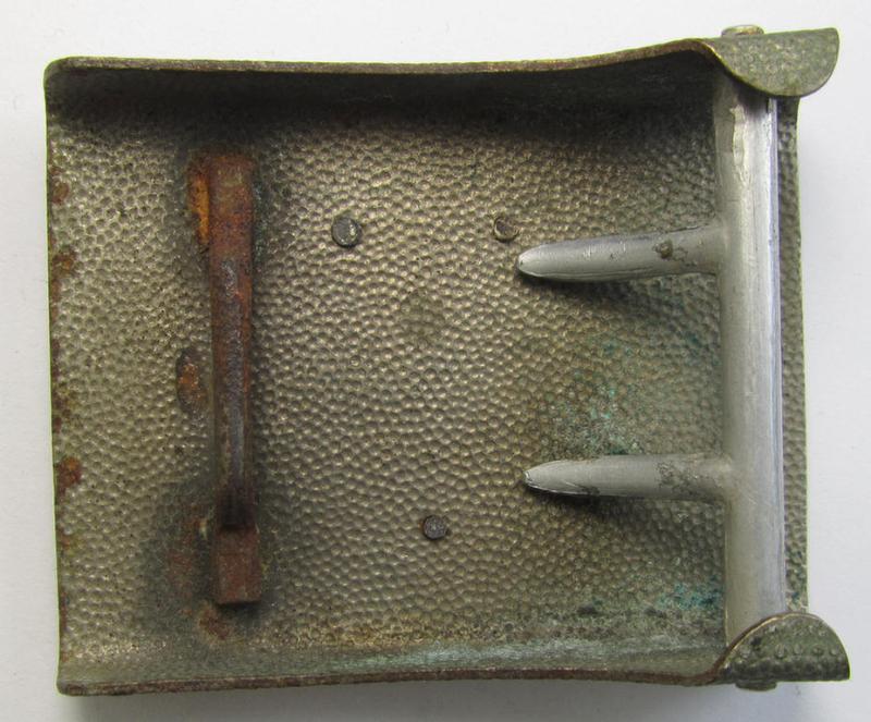 Attractive - and most certainly rarely found! - silver-coloured- (ie. typical 'nickle-chrome'-based) EM/NCO-type belt-buckle as was used by the infamous Croatian 'Ustasha'-troops and that comes in a nice- and/or fully untouched, condition