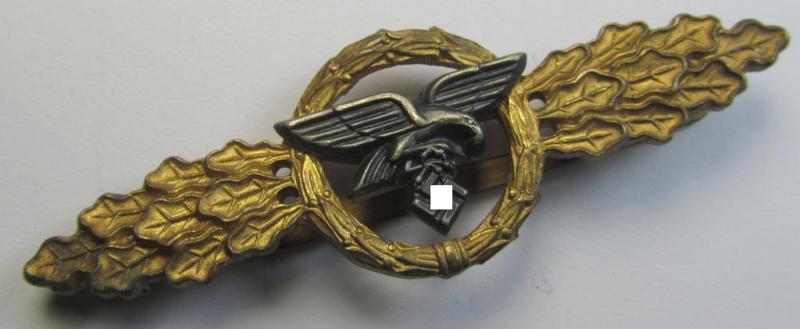 Superb, tombak- (ie. 'Buntmetall'-) based- and/or non-maker-marked example of a WH (LW) 'Frontflugspange für Transportflieger in Gold' (or: golden-class bomber-pilots'-clasp ie. FFS) as was presumably produced by the: 'C.E. Juncker'-company
