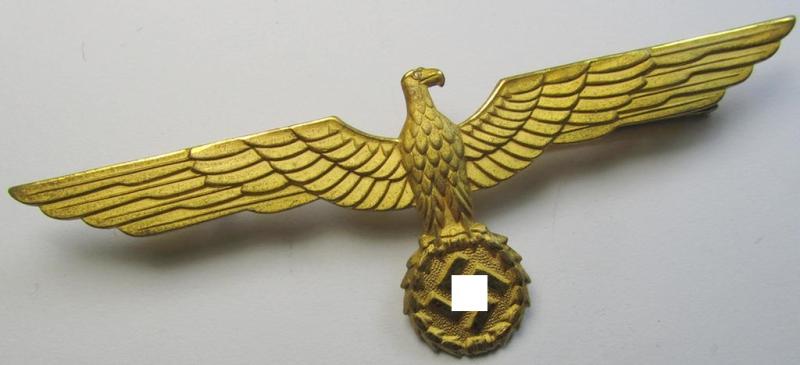 Attractive - and luxuriously-styled! - WH (Heeres- o. KM) golden-toned- and/or: 'Buntmetall'-based breast-eagle (ie. 'Metall Offiziers-Brustadler für die Sommeruniform') as was specifically intended for usage on the white-coloured, summer-tunics