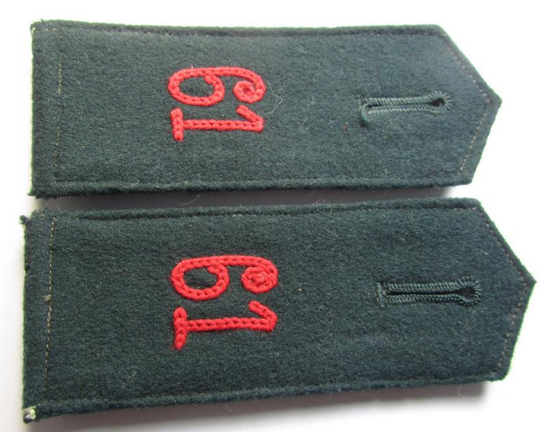 Superb - and fully matching! - pair of WH (Heeres), early- (ie. pre-) war-period, 'M36'-pattern (pointed-styled- and neatly 'cyphered') so-called: EM-type shoulderstraps as was intended for a: 'Soldat des Artillerie-Regiments 61'