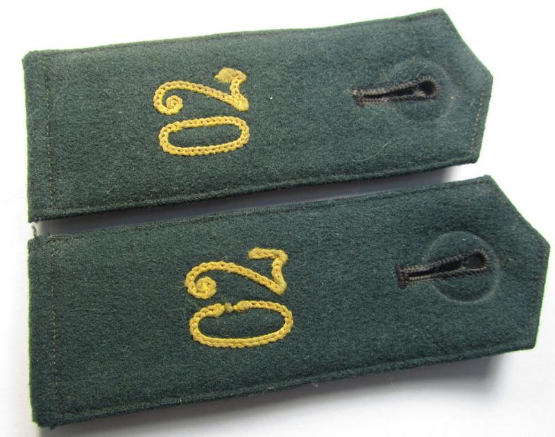 Attractive - and fully matching! - pair of WH (Heeres), early- (ie. pre-) war-period, 'M36'-pattern (pointed-styled- and neatly 'cyphered') so-called: EM-type shoulderstraps as was intended for a: 'Soldat des Infanterie-Regiments 70'