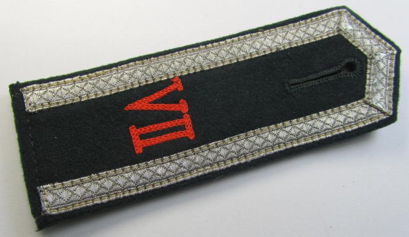 Single, early- (ie. pre-war-) period, WH (Heeres) 'cyphered' (pointed-styled-), NCO-type (ie. 'M36'-pattern-) shoulderstrap, as was intended for usage by an: 'Unteroffizier des Wehr-Ersatzdienstelle im Wehrkreises VII'