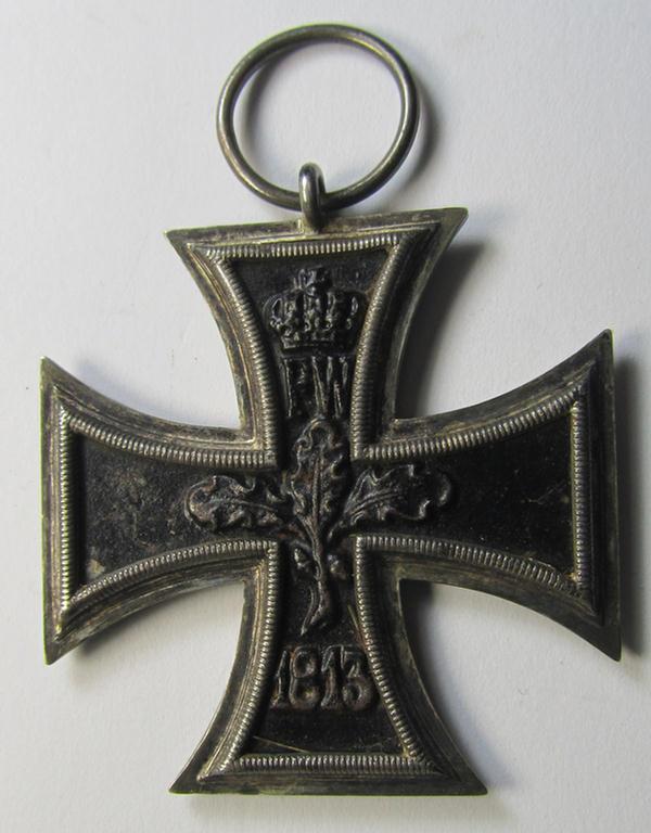 Attractive, WWI-period: 'Eisernes Kreuz II. Klasse' (or: iron cross second class) being a non-maker-marked example that comes together with its shortened & confectioned ribbon (ie. 'Bandabschnitt')