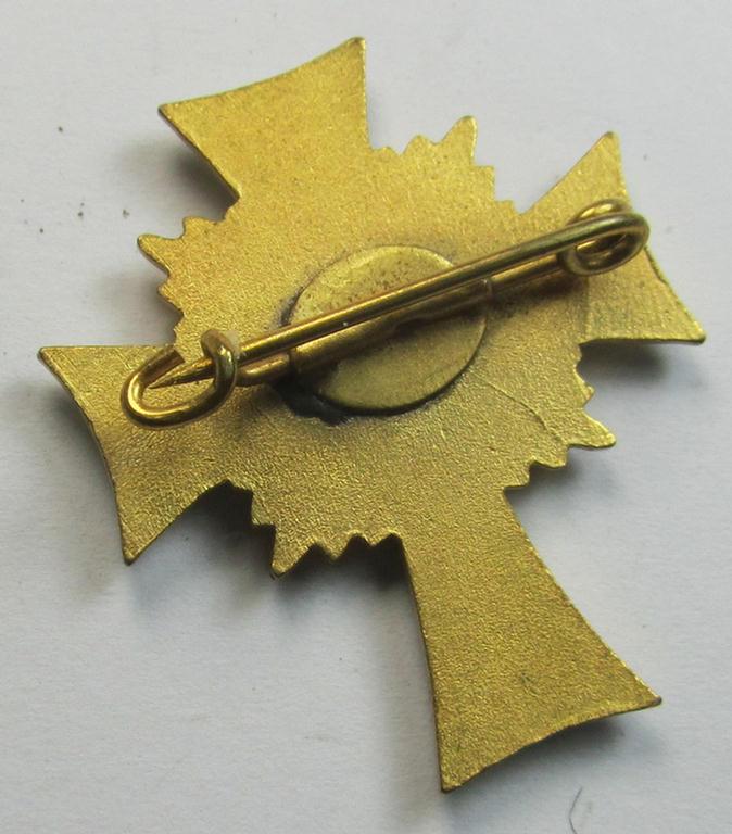 Rarely found miniature-clasp of an: 'Ehrenkreuz der deutschen Mutter - erste Stufe' (or: golden-class mothers'-cross-clasp) being a non-maker-marked example that comes in an overall wonderful and untouched, condition
