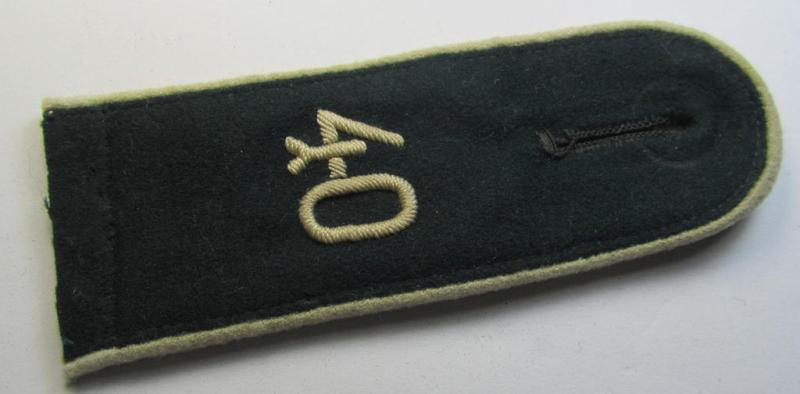 Single - and actually not that often seen! - WH (Heeres) EM-type (ie. 'M36-/M40'-pattern- and/or: 'rounded styled-') neatly 'cyphered' shoulderstrap as was intended for usage by a: 'Soldat des Infanterie-Regiments 40'