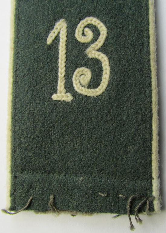 Single - and actually not that often seen! - WH (Heeres) EM-type (ie. 'M36-/M40'-pattern- and/or: 'rounded styled-') neatly 'cyphered' shoulderstrap as was intended for usage by a: 'Soldat des Infanterie-Regiments 13'
