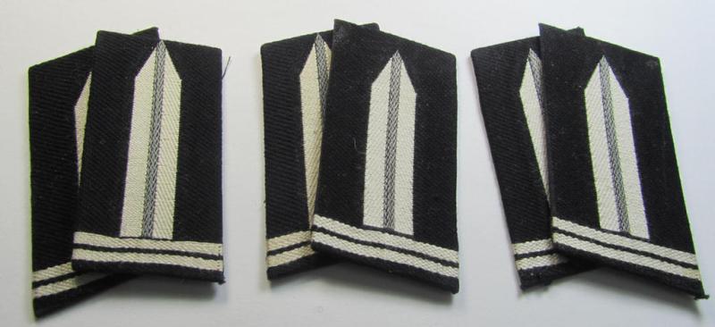 Attractive - and/or fully matching! - pair of RAD (ie. 'Reichsarbeitsdienst') EM-type collar-tabs (being of the second pattern as was used in the period between 1936-41) as was specifically intended for a: 'RAD-Obervormann'