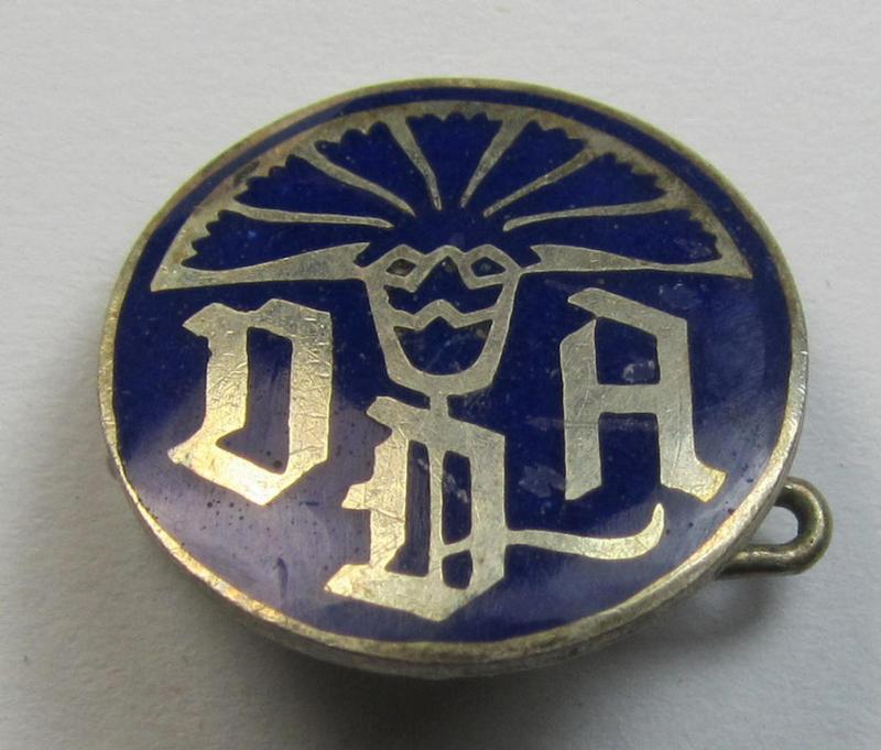 Commemorative, silver-toned enamelled, VDA- (ie. 'Volksbund f.d. Deutschtum im Ausland'-) related membership-lapel-pin being a maker- (ie. 'Hoffstätter - Bonn') marked example