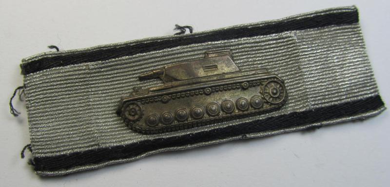 Superb, 'Sonderabzeichen für das Niederkämpfen von Panzerkampfwagen usw. durch Einzelkämpfer in Silber' (ie. tank-destruction badge ie. TDB in silver) that comes in an overall very nice- (albeit clearly worn and/or tunic-removed-), condition