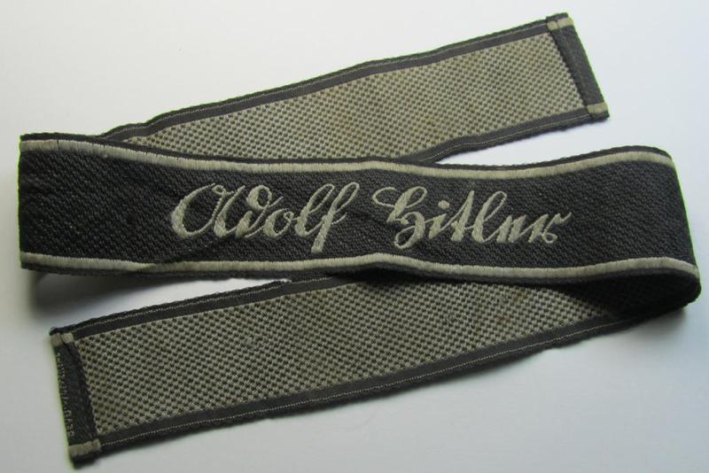 Stunning, Waffen-SS 1943/44-pattern cuff-title (ie. 'Ärmelstreifen') as executed in typical 'BeVo'-weave-pattern as was intended for a member within the: 1. SS-Panzer-Division 