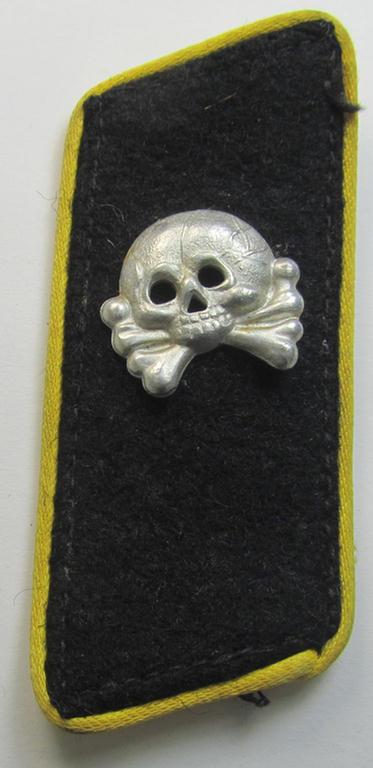 Super, mid- (ie. later-war-) period, albeit regrettably single, WH (Heeres) black-coloured- and/or woolen-based- and/or bright-yellow-piped so-called: 'Panzer-Aufklärung'-collar-tab, having an aluminium-based 'Totenkopf' period-attached