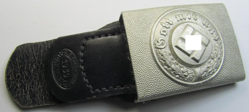 Stunning, Polizei (ie. police) silver-coloured- and/or aluminium-based EM/NCO-pattern belt-buckle that comes mounted onto its black-coloured- and/or: leather-based tab and that is neatly marker- (ie. 'R. Sieper & Söhne'-) marked and/or dated: '1939'