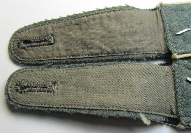 Attractive - and fully matching! - pair of WH (Heeres), early- (ie. pre-) war-period- (ie. 'M36 o. 40'-pattern) neatly 'cyphered' NCO-type shoulderstraps as was intended for usage by an: 'Oberfeldwebel des Infanterie-Regiments 82'