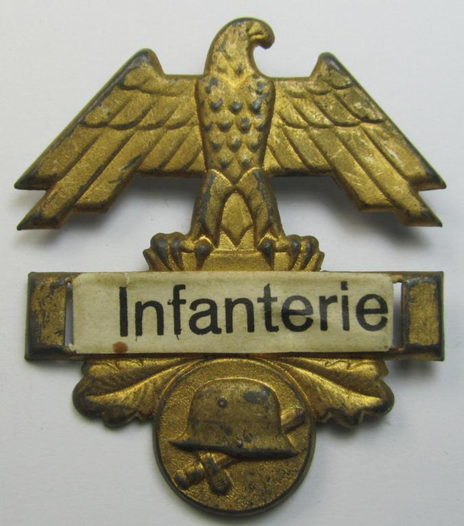 Commemorative, WHW- (ie. 'Winterhilfswerke'-) related 'tinnie' being a non-maker marked example depicting an eagle-device (coupled with steelhelmet) and showing the (paper-based) text: 'Infanterie'