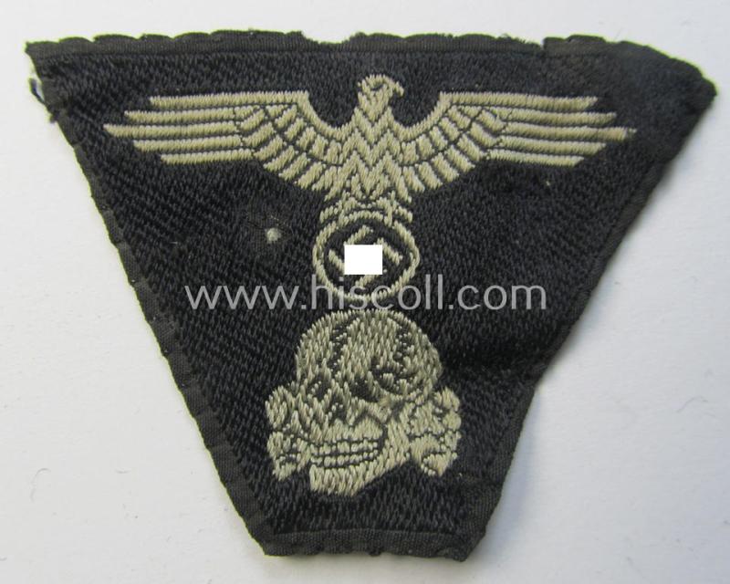 Attractive - and clearly used! - Waffen-SS black-coloured M43-pattern 'Panzer'-cap-trapezoid as executed in 'BeVo'-weave-pattern as was specifically intended for usage on the M43-model field-caps (ie. 'Einheitsfeldmützen')