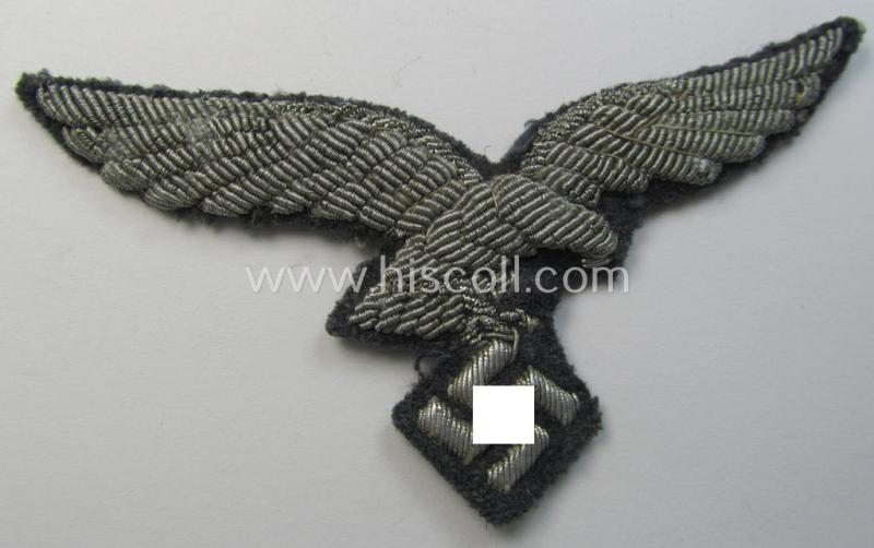 Superb, 'Extra Qualität'-pattern, WH (LW) officers'- (evt. NCO-) type, hand-embroidered breast-eagle (ie. 'Brustadler für Offiziere der LW') that comes in a just moderately used- and/or carefully tunic-removed, condition