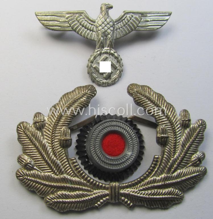 Attractive - and very early-period! - 'Reichwehr'-officers'-type, silver-toned cap-wreath and accompanying cap-cocarde (ie: 'Eichenlaubkranz mit Kokarde für den RW-Schirmmütze') and that comes in an overall nice, condition