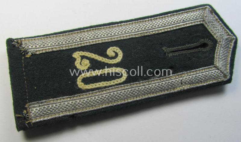 Single - and actually not that often seen! - WH (Heeres) NCO-type (ie. 'M36-/M40'-pattern- and 'pointed styled-') 'cyphered' shoulderstrap as was intended for usage by an: 'Uffz. des Infanterie-Regiments 20'