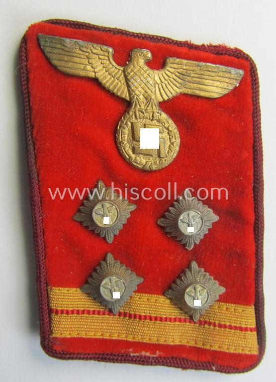 Attractive - albeit single! - N.S.D.A.P.-type collar-patch (ie. 'Kragenspiegel für pol. Leiter') being a piece as intended for usage by an: 'N.S.D.A.P.-Hauptgemeinschaftsleiter' at 'Gau'-level and that comes in a moderately used ie. worn, condition