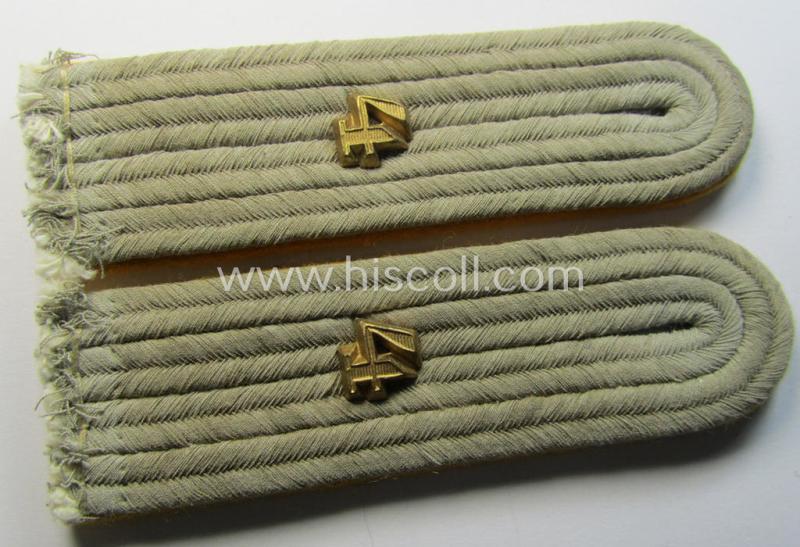 Neat - and fully matching! - pair of WH (Heeres) 'cyphered' officers'-type shoulderboards as was intended for - and clearly used by! - a: 'Leutnant des Kavallerie o. Reiter-Regiments 4'