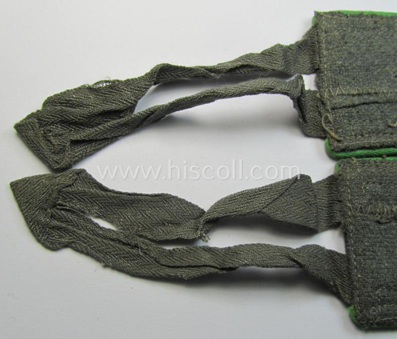 Superb - fully matching and truly scarcely encountered! - pair of WH (Heeres) later-war period- (ie. 'simplified'- ie. 'M44-/M45'-pattern-) NCO-type shoulderstraps as was intended for - and clearly worn by! - an: 'Uffz. der Panzer-Grenadier-Truppen'