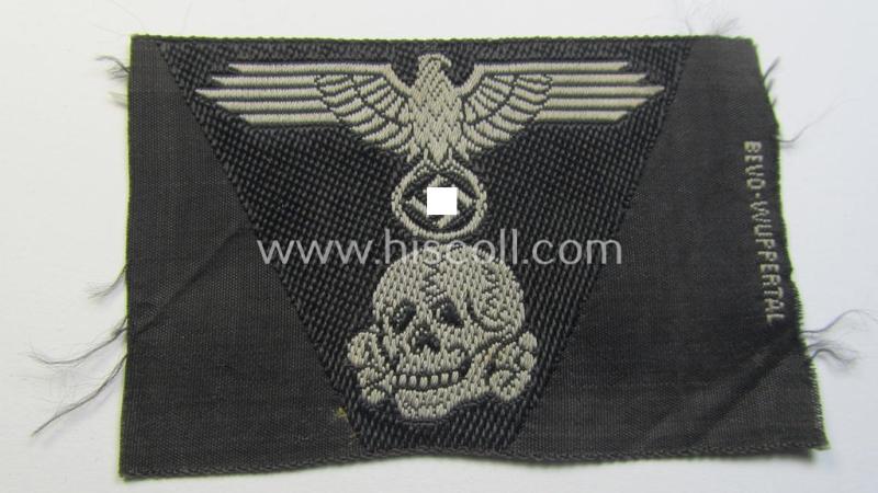 Superb, Waffen-SS black-coloured M43-pattern 'Panzer'-cap-trapezoid as executed in 'BeVo'-weave-pattern as was specifically intended for usage on the M43-model field-caps (ie. 'Einheitsfeldmützen')