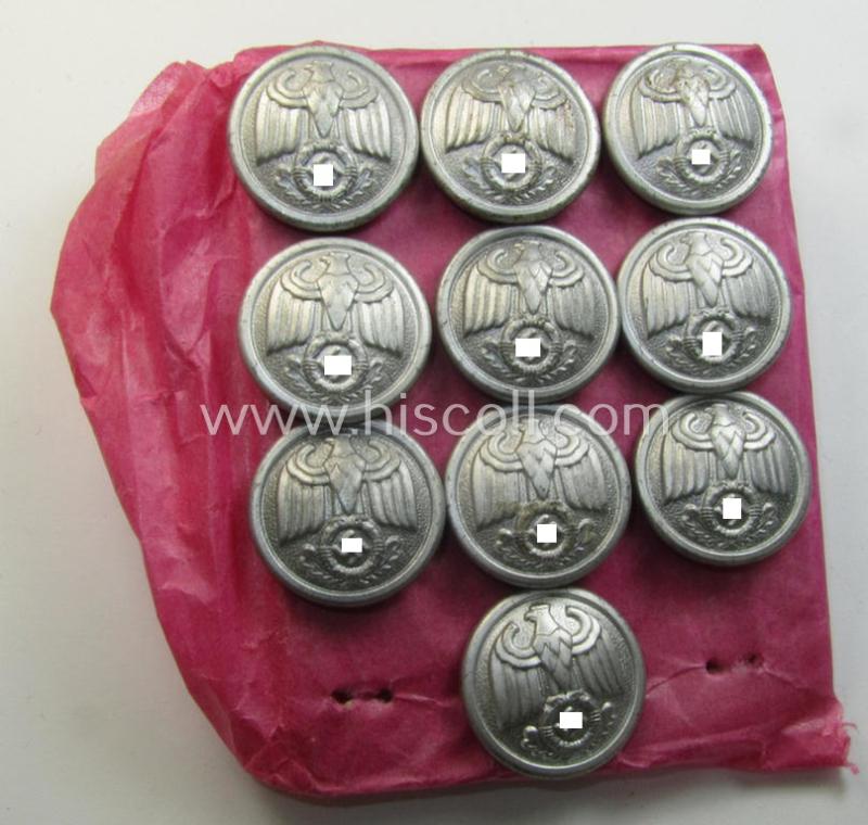 Interesting set comprising of 10 bright-silver-coloured uniform-buttons (ie. 'Uniformknöpfe') as were specifically intended for usage by the various staff-members belonging to the: 'Diplomatisches Korps o. Staatsbeamte'